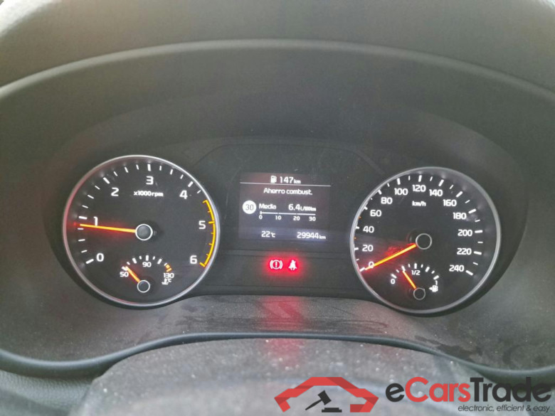 KIA Sportage / 2018 / 5P / todoterreno 1.6 MHEV Drive Plus 100kW (136CV) 4x2 #4