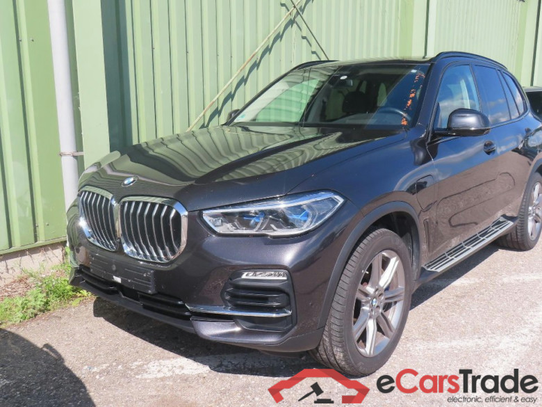 BMW X5 xDrive45e 5d 210kW #1
