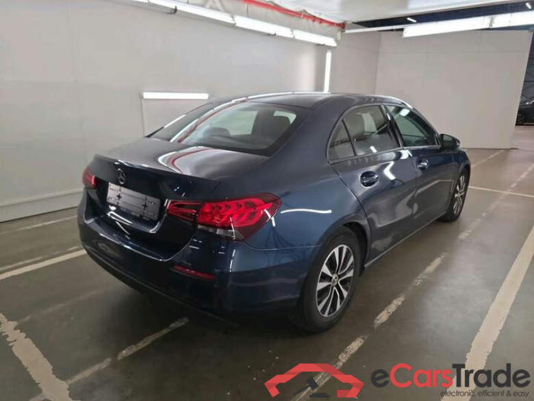 Mercedes A-Klasse Limousine A-Klasse Limousine A 180d DCT Business Solution 85kW/116pk  4D/P Auto-8 #4