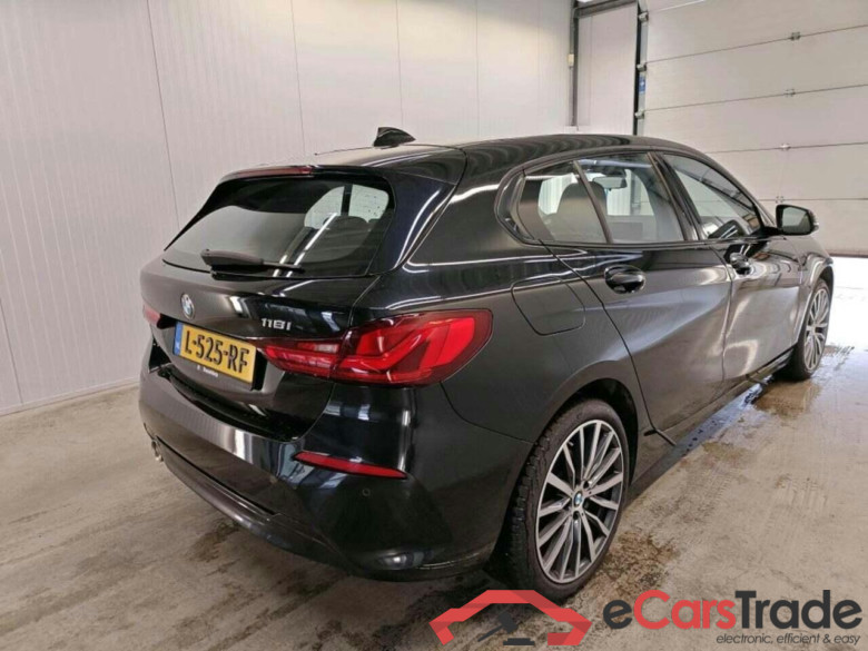 BMW 1-serie 118i Bns Edition #2
