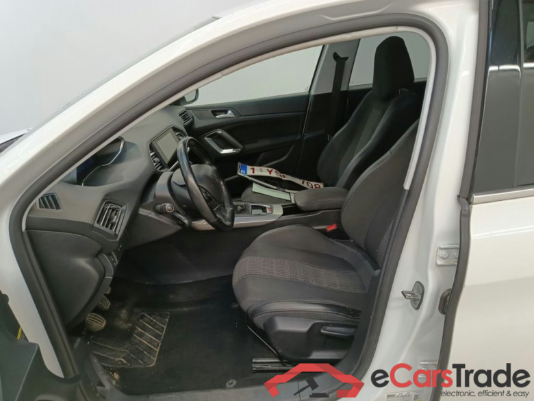 Peugeot 308 SW 1.5 BlueHDi 130 S&S Active 5d #3