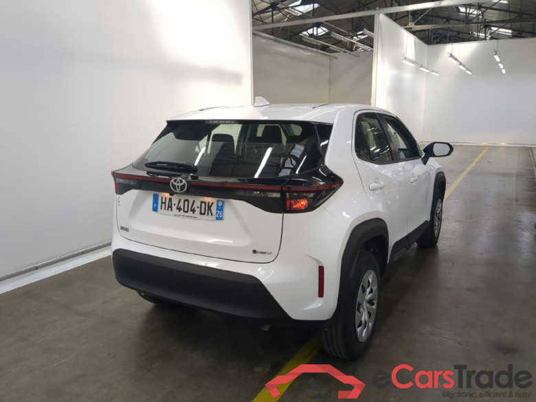 TOYOTA Yaris Cross Hybride / 2021 / 5P / SUV 1.5 HYBRID 116H DYNAMIC AUTO #3