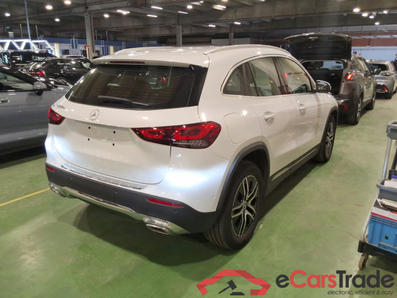 MERCEDES-BENZ GLA 1.3 GLA 250 E DCT BUSINESS SOLUTION #4