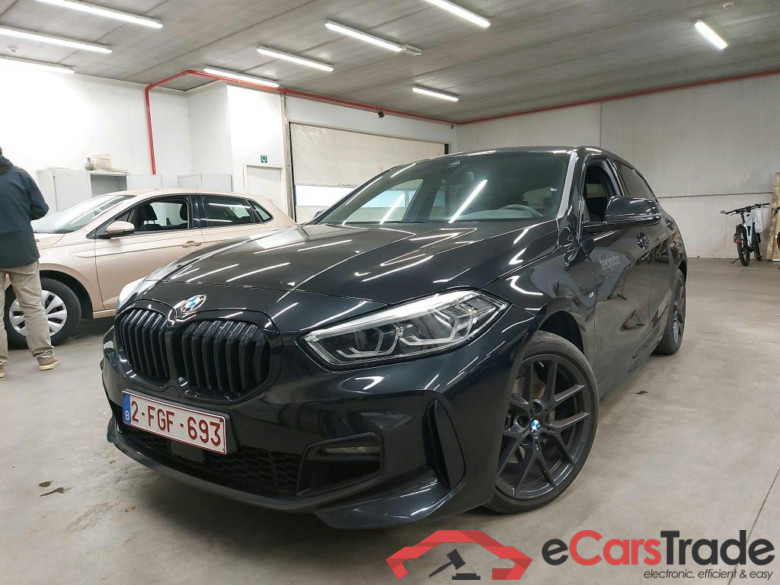 BMW - BMW 1 HATCH 116dA 116PK M Sport & Pack Business With Heated Sport Seats & Cruise Control & Parking Assistant Pack #1