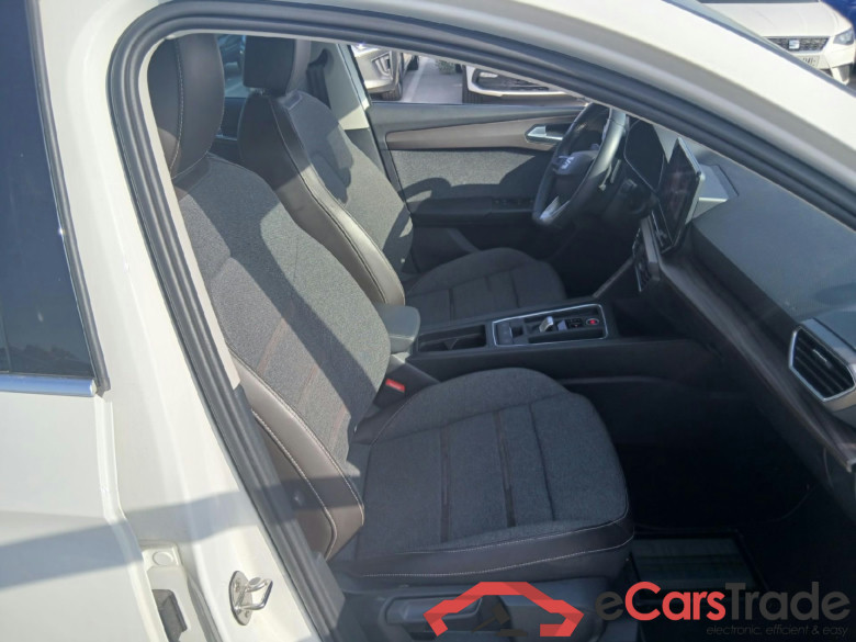 SEAT Nuevo León / 2020 / 5P / familiar SP 1.5 eTSI 110kW DSG S&S Xcellence Go L #6