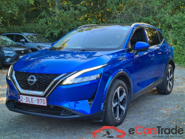 Nissan Qashqai 1.3i Mild-Hybrid N-Connecta Pano LED Virtual Navi KeylessGo Camera 360 Klima PDC ...