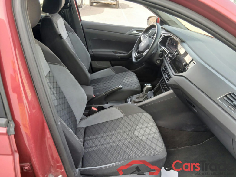VOLKSWAGEN Polo / 2021 / 5P / berlina con portón R-Line 1.0 TSI 81kW (110CV) DSG #6