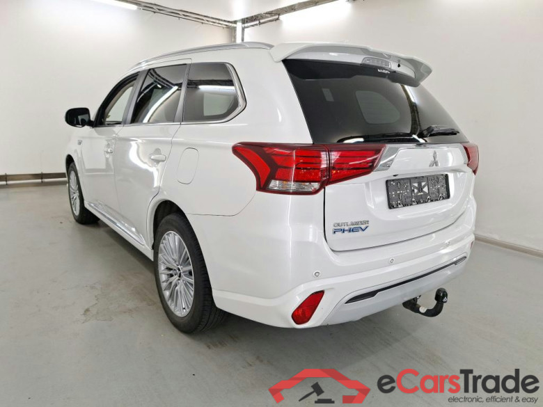 MITSUBISHI OUTLANDER - 2019 2.4i 4WD PHEV Business Edition SDA-NAV #3