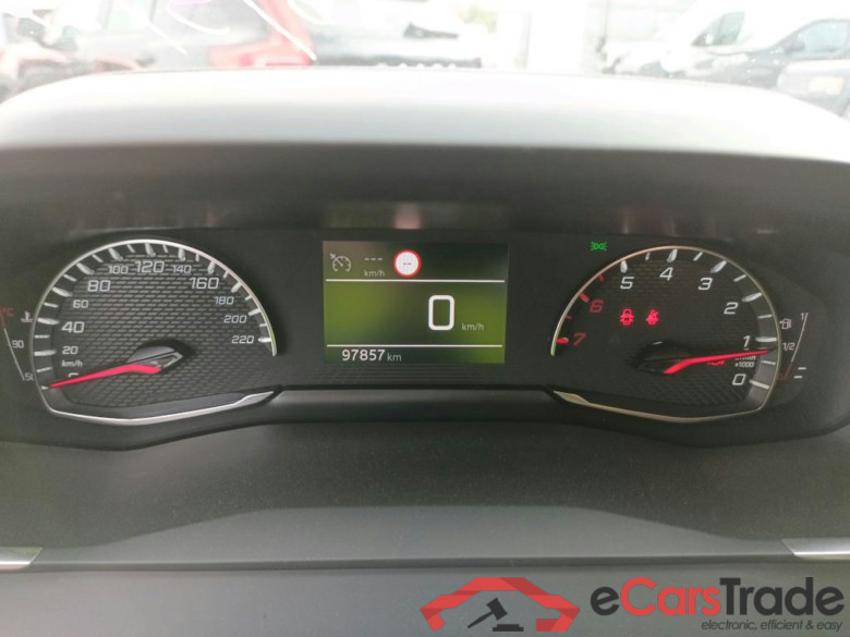 PEUGEOT 2008 / 2019 / 5P / todoterreno Active Pack BlueHDI 81kW (110CV) #5