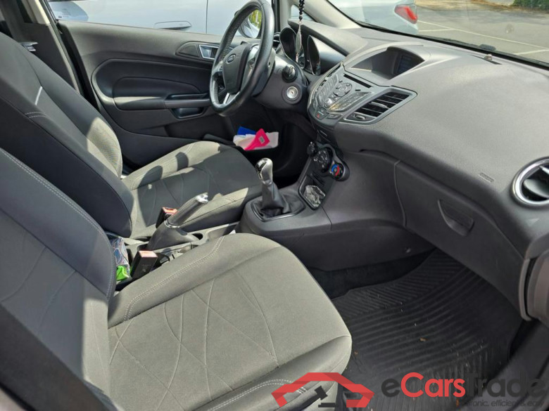FORD Fiesta 1.0i Trend #4