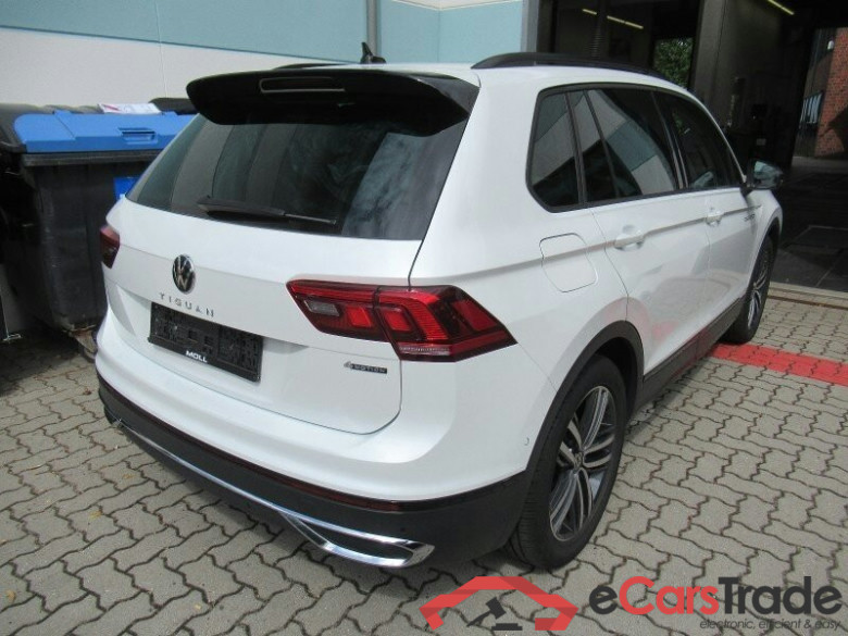 Volkswagen Tiguan (AX1)(07.2020->2024) DE - SUV5 2.0 TSI BMT/Start-Stopp EU6d, 4Motion Urban Sport OPF, (Facelift) 2021 #3