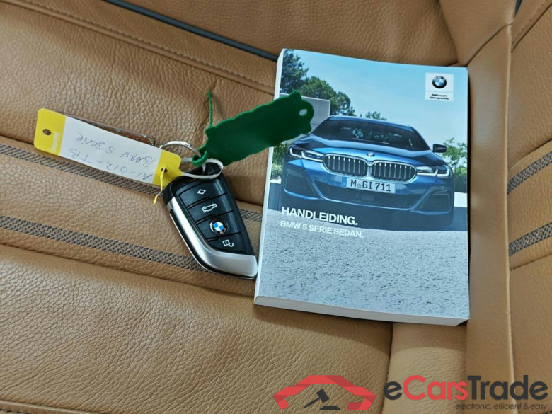 BMW 5 Serie Sedan 520iA Business Edition Plus 4d #4