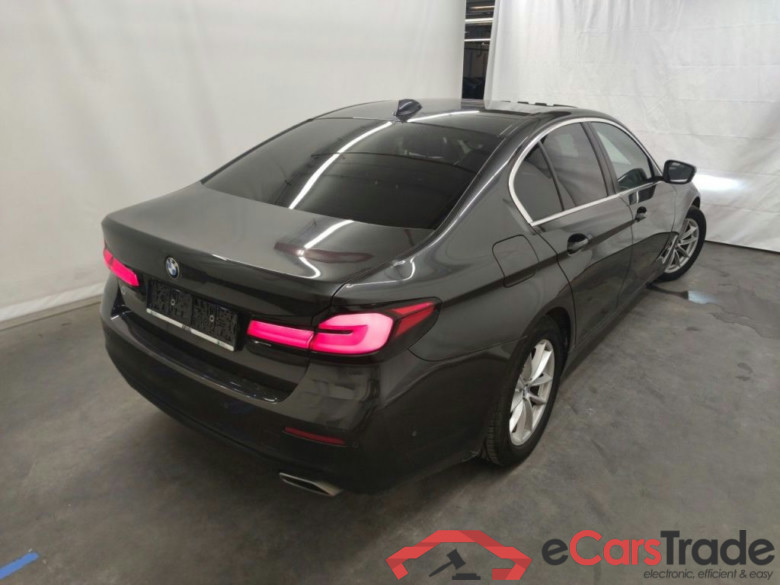 BMW 5 Reeks Berline 520d 140kW Aut. 4d #2