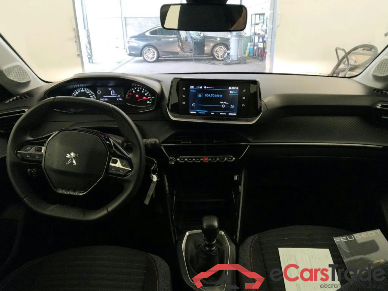 PEUGEOT 208 / 2019 / 5P / berlina con portón BlueHDi 73kW (100CV) Active (CM) #3