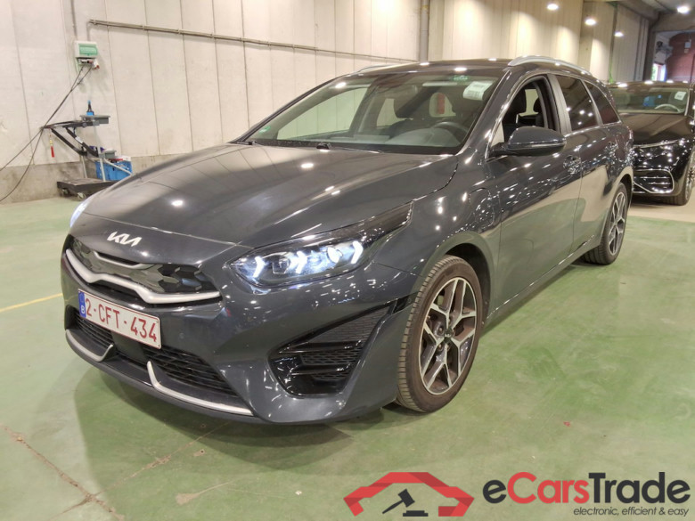 KIA CEE'D SPORTSWAGON 1.6 GDI PHEV BUSINESS LINE DCT