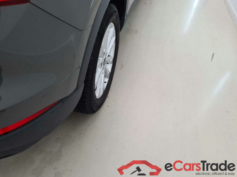 AUDI Q3 2.0 35 TDI BUS. ED. S-TRONIC #6