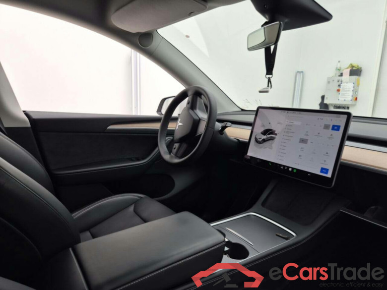 TESLA MODEL Y LONG RANGE DUALMOTOR AUTOPILOT #3
