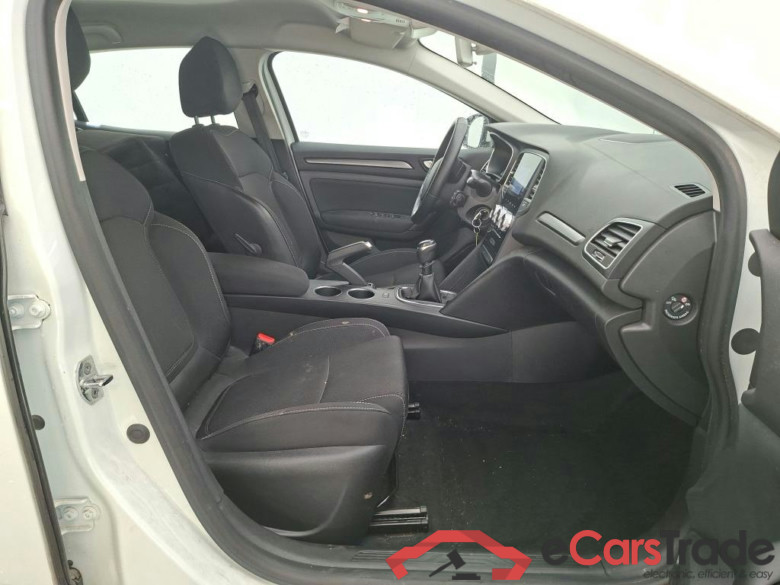 RENAULT Mégane Société / 2020 / 5P / Berline Air Nav 2P Blue dCi 115 -21N #6