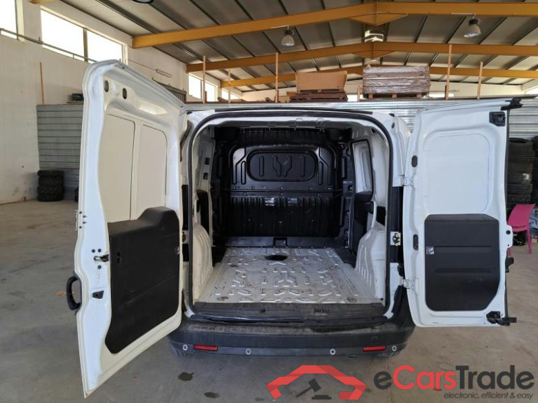 FIAT DOBLÒ CARGO / 2014 / 4P / VETT. FURGONATA CH1 BUSINESS 1.3 MJET 95CV E6D SeS #6