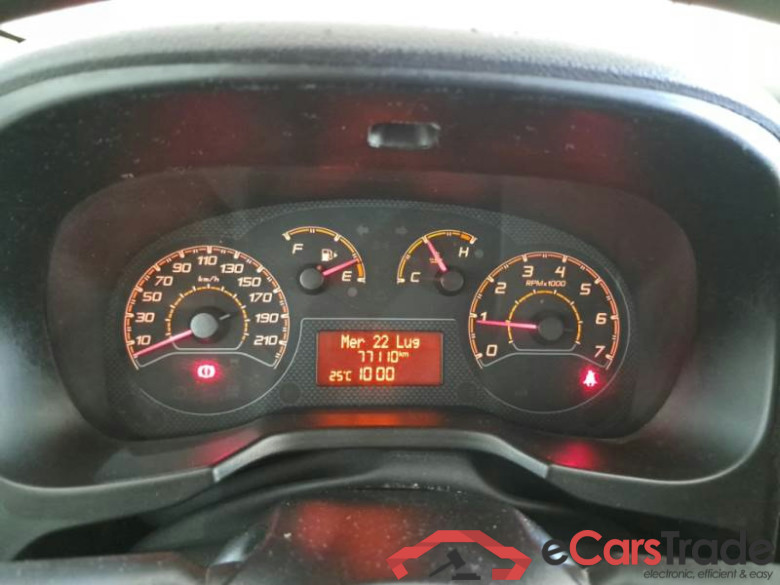 FIAT FIORINO / 2016 / 4P / VETT. FURGONATA 1.3 MULTIJET 95 CV E6D-TEMP SX #4