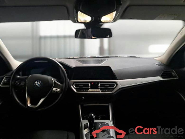 BMW SERIE 3 / 2018 / 5P / STATION WAGON 330E XDRIVE BUSINESS ADVAN. TOURING AUTO #3