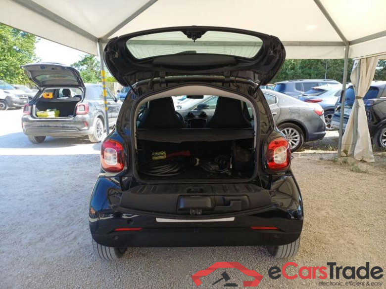 SMART FORTWO COUPÈ / 2019 / 3P / COUPE EQ 60KW PASSION #6