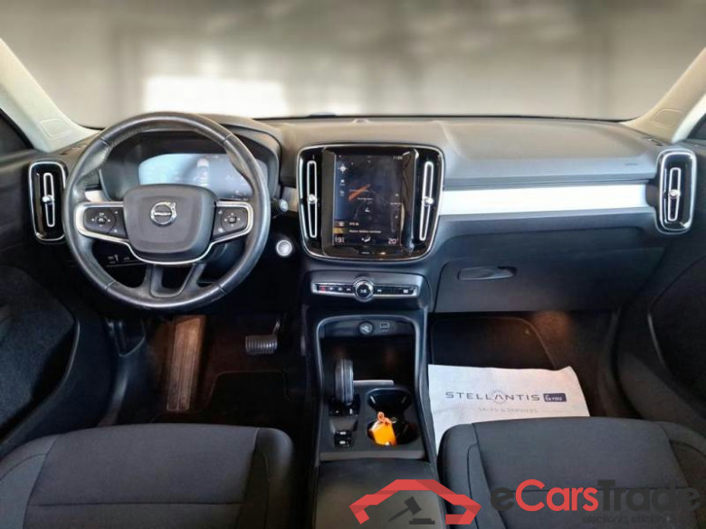 VOLVO XC40 / 2017 / 5P / SUV T5 PLUG-IN HYBRID AUTO RECH INSCRIP EXPR #3