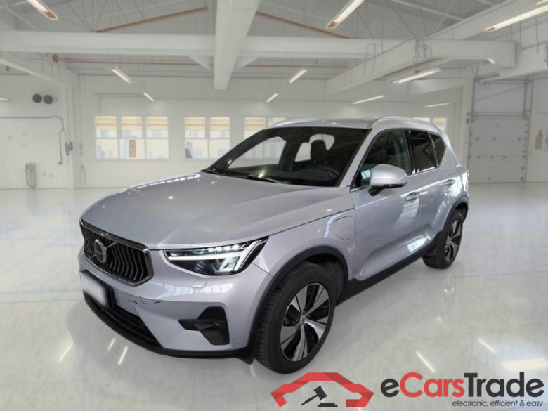 VOLVO XC40 / 2021 / 5P / SUV T4 RECHARGE PLUG-IN AUTO CORE #1
