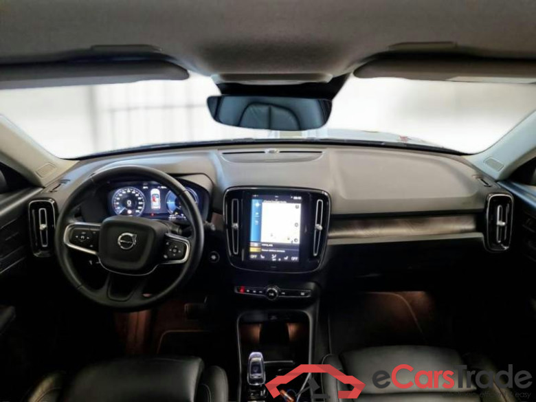 VOLVO XC40 / 2021 / 5P / SUV T5 RECHARGE PLUG-IN AUTO PLUS BRIGHT #3
