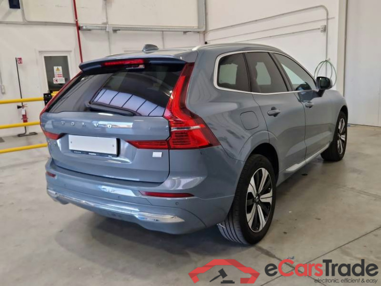 VOLVO XC60 / 2021 / 5P / SUV T6 PLUG-IN AWD AUTO PLUS BRIGHT #2