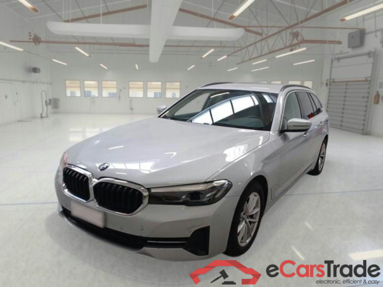 BMW SERIE 5 / 2020 / 5P / STATION WAGON 520D AUT BUSINESS MH48V TOURING #1