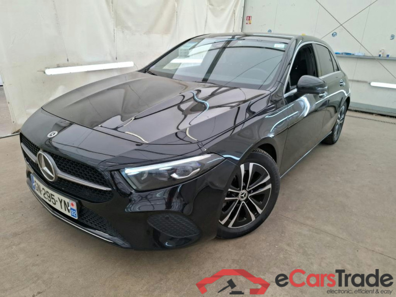 MERCEDES-BENZ Classe A Compact / 2022 / 5P / Berline A 200 Business Line 7G-DCT #1