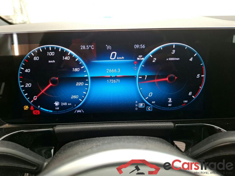 MERCEDES-BENZ GLA / 2020 / 5P / SUV GLA 200 D PROGRESSIVE LINE DCT #6