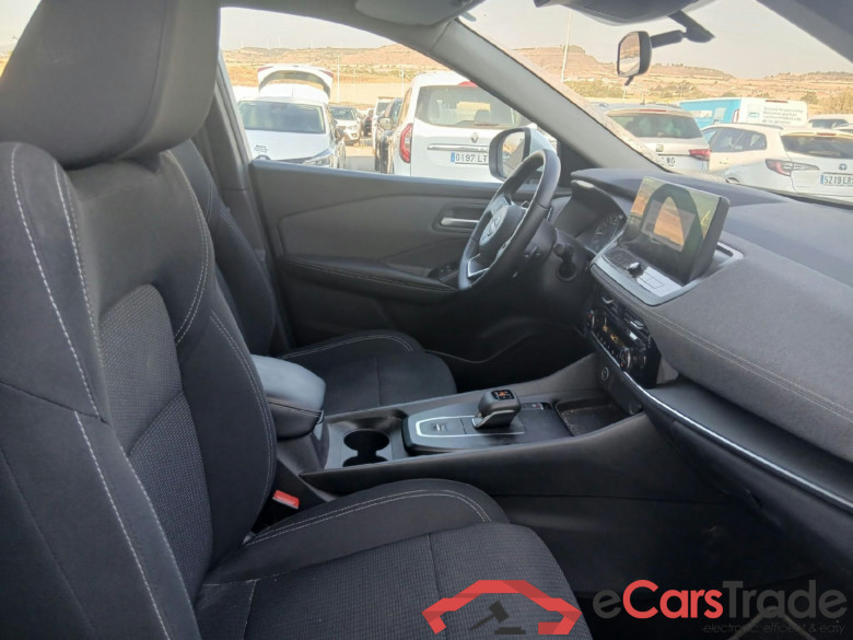 NISSAN QASHQAI / 2024 / 5P / todoterreno DIG-T 116kW (158CV) mHEV CVT Acenta #6