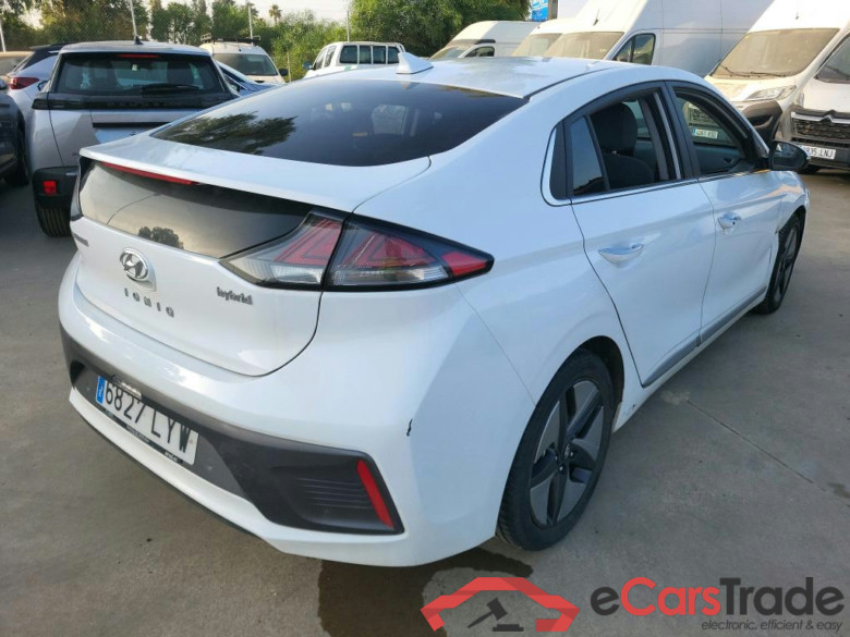 HYUNDAI IONIQ / 2019 / 5P / berlina con portón 1.6 GDI HEV Tecno DCT #2