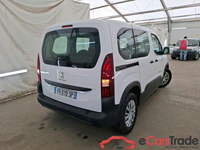 Rifter Active L1 1.2 PureTech 110 CV #3