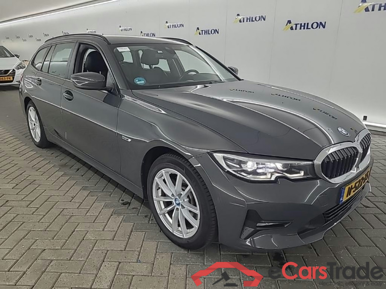 BMW 3-serie Touring 320e Business Edition Plus 5D 150kW #2