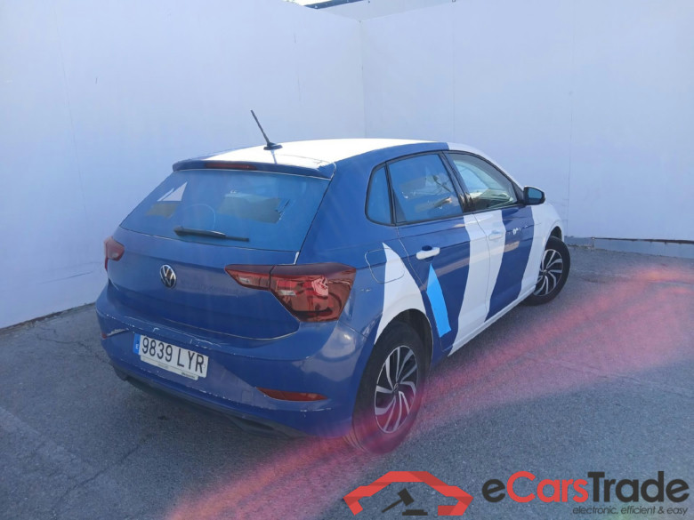 VOLKSWAGEN Polo / 2021 / 5P / berlina con portón Life 1.0 TSI 70kW (95CV) #2