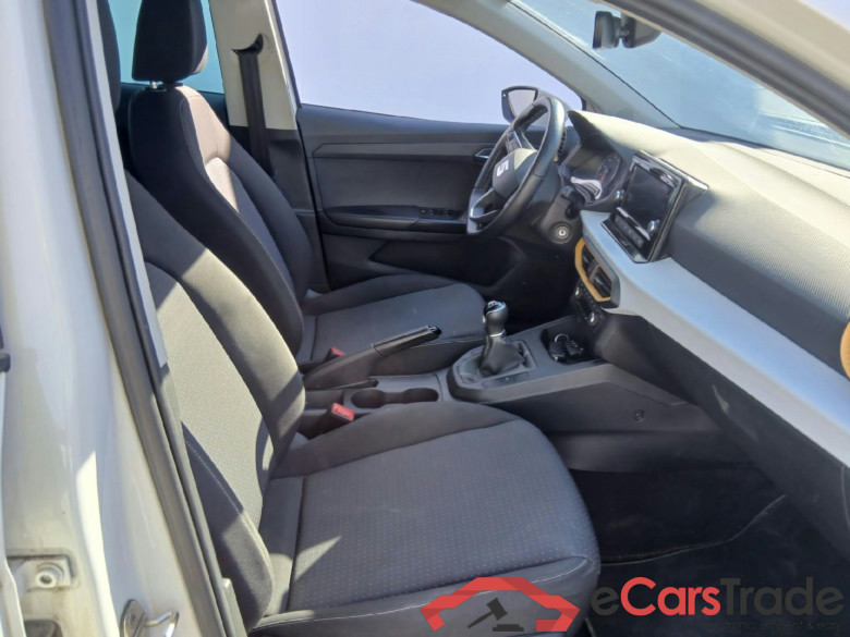 SEAT Ibiza / 2017 / 5P / berlina con portón 1.0 TSI 81kW (110CV) Style Plus (AC2) #6