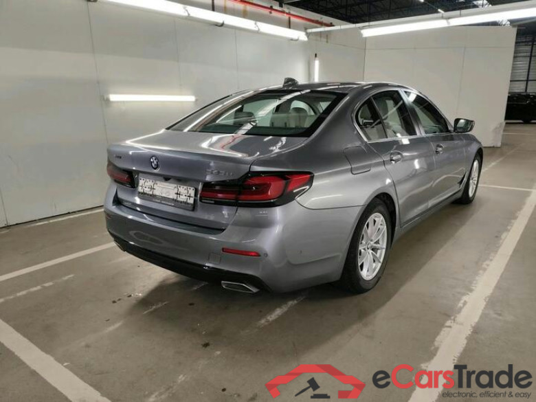 BMW 5 Reeks Berline 5 Reeks Berline 545e xDrive 290kW/394pk  4D/P Auto-8 #4