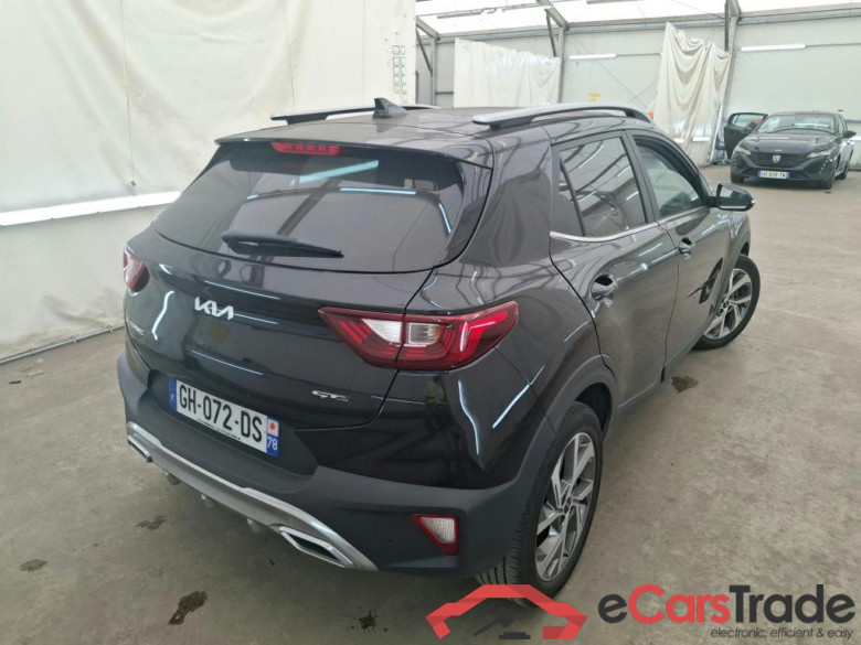 KIA Stonic / 2020 / 5P / SUV 1.0 T-GDI 120 MHEV GT LINE BUSI DCT7 #3