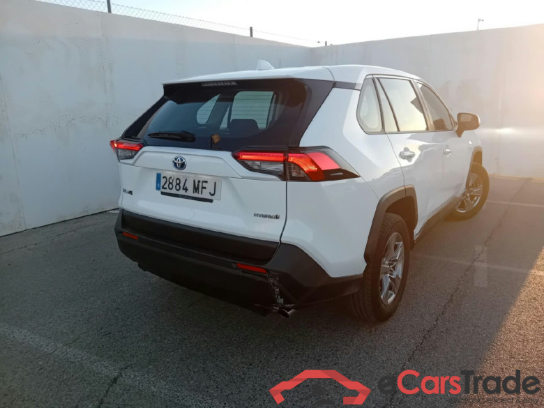 TOYOTA Rav4 / 2018 / 5P / todoterreno 2.5l 220H Business #2