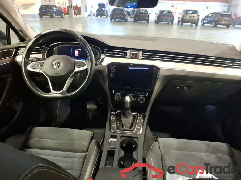 VOLKSWAGEN PASSAT VARIANT - 2019 1.5 TSI Elegance Business OPF DSG #6
