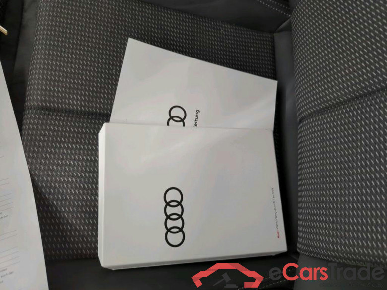 AUDI Q3 Diesel 35 TDI S tronic S line 5d 110kW #3