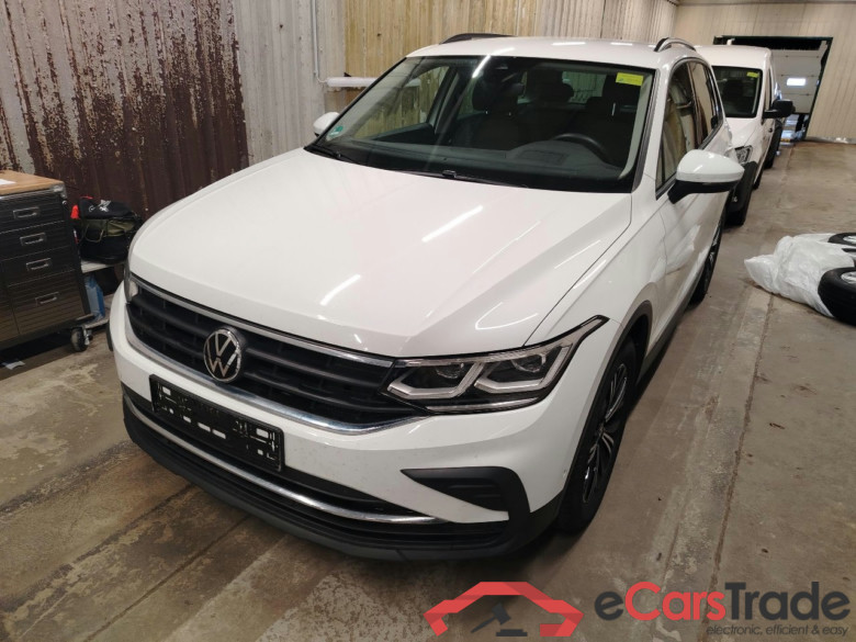 Tiguan Life 4Motion 2.0 TDI 110KW AT7 E6d #1