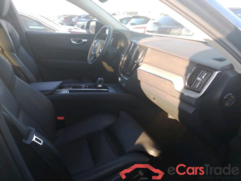 VOLVO XC60 / 2017 / 5P / todoterreno 2.0 B4 D AWD Plus Dark Auto #6