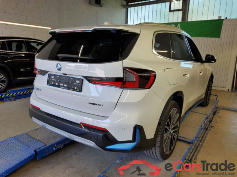 BMW iX1 (U11E)(2022->) DE - SUV5 30, xDrive xLine, 2022 - 2024 #3