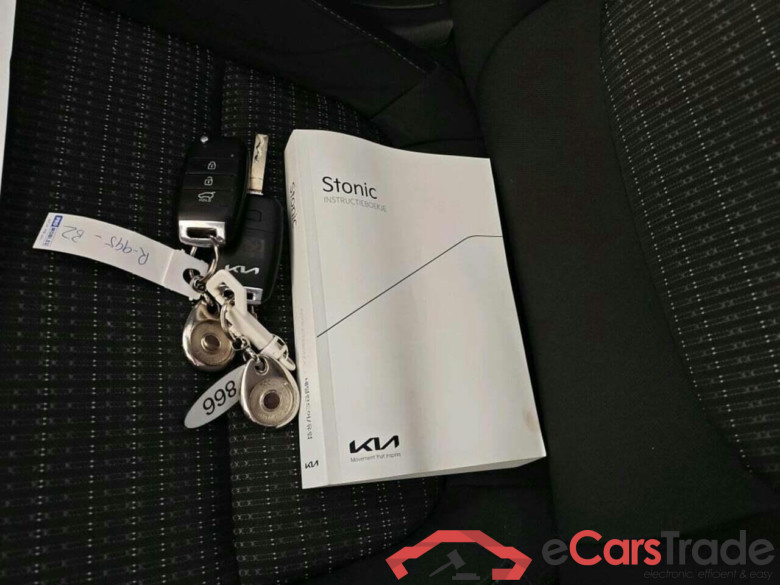 KIA Stonic 1.0 T-GDi MHEV Dyn L #6