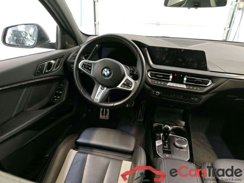 BMW 1-serie 118i Executive #3