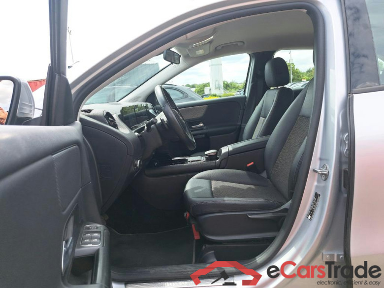 MERCEDES-BENZ GLA - Klasse 2.0 GLA 180 D DCT BUSINESS SOLUTION ESS #5